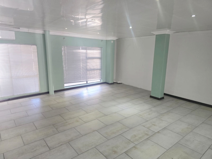 To Let commercial Property for Rent in Doorn Free State